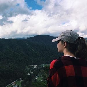 Meet your Posher, Abby